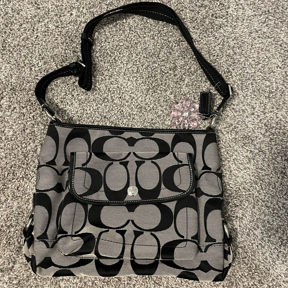 NWOT Coach Daisy shoulder bag